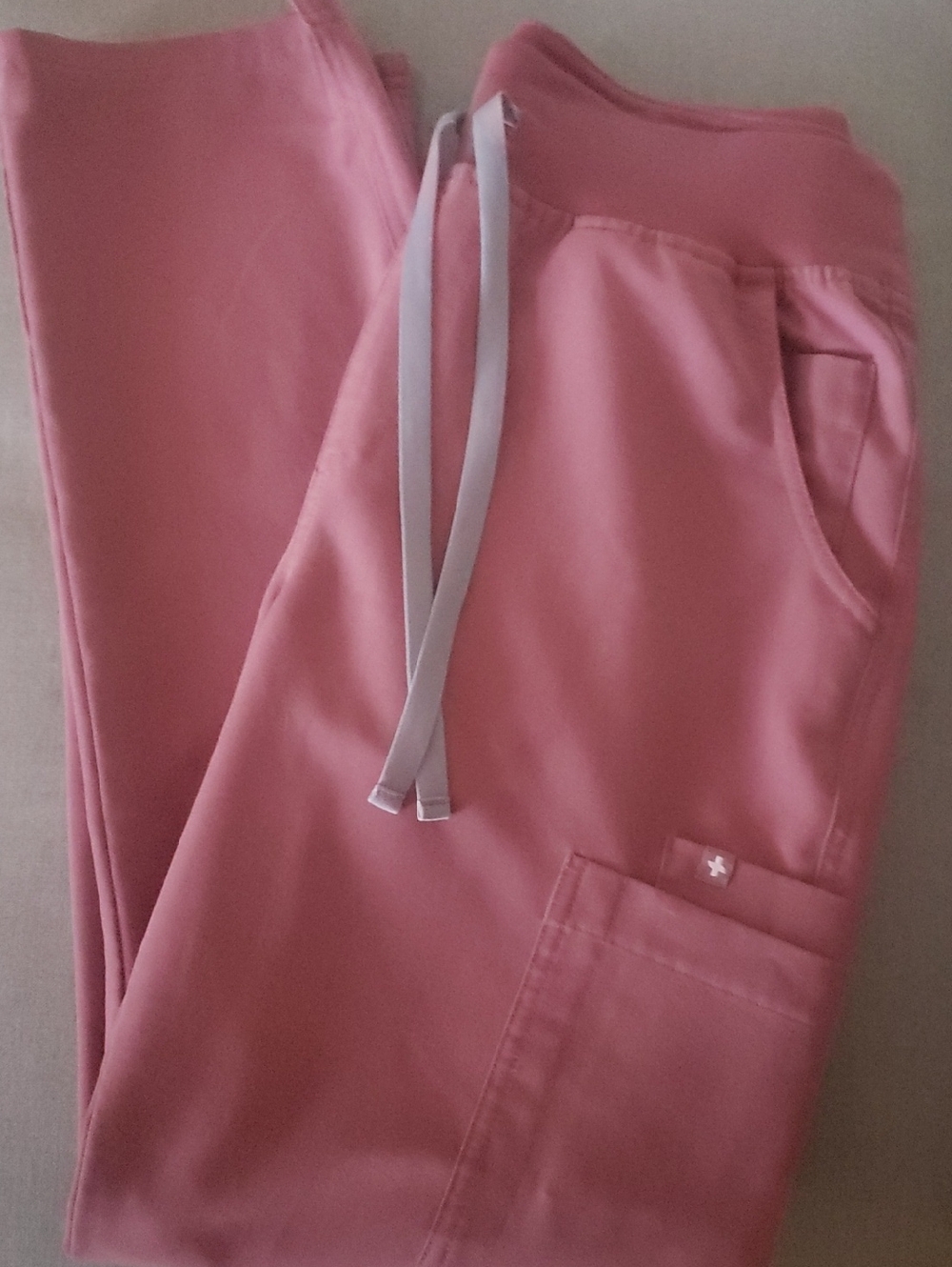 Figs Yola Slim fit high waisted yoga band Medium in Mauve pink color
